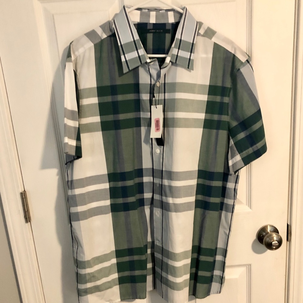 NWT Perry Ellis short sleeve button up